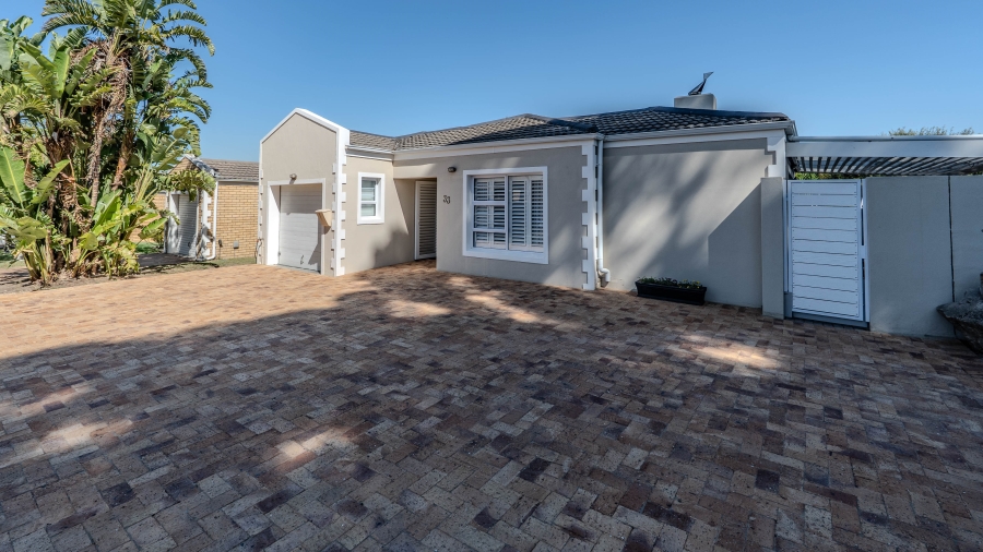 2 Bedroom Property for Sale in Sonstraal Heights Western Cape